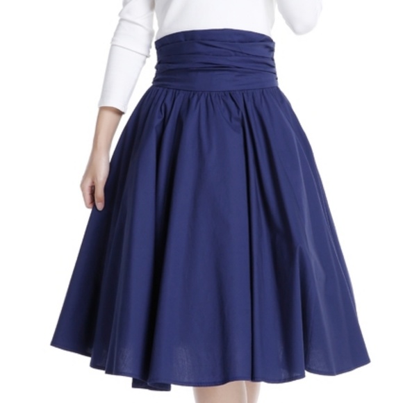 Plus Size Pin Up Clothing Full Circle Skirt - Picture 3 of 7